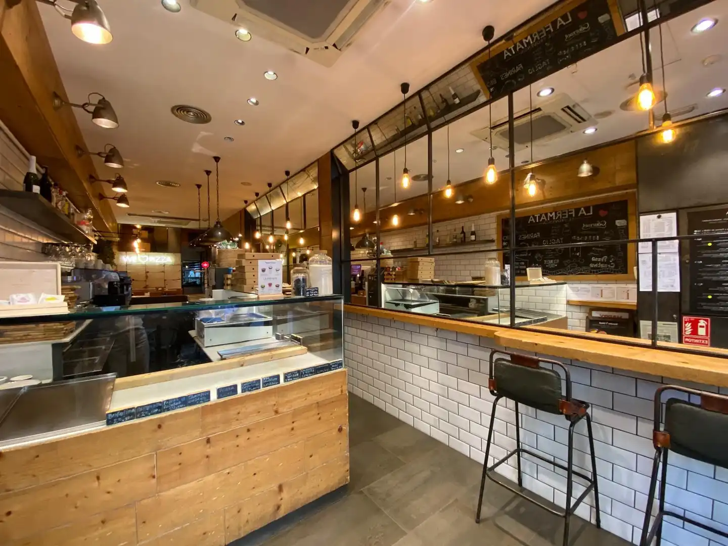 Commercial properties for rent in PROVENÇA, 243, Dreta de l'Eixample