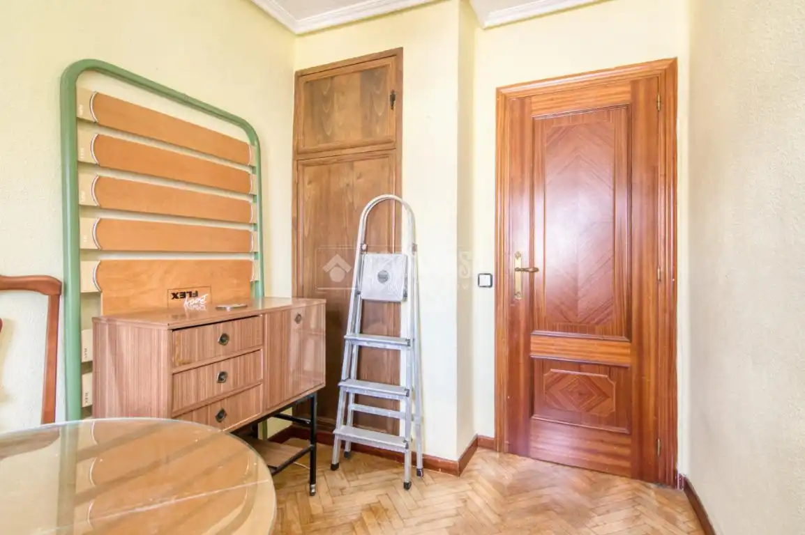 Habitación de Piso en venta en Salamanca con Calefacción y Balcón