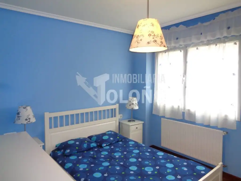 Habitación de Apartamento en venta en Haro con Calefacción, Parquet y Trastero