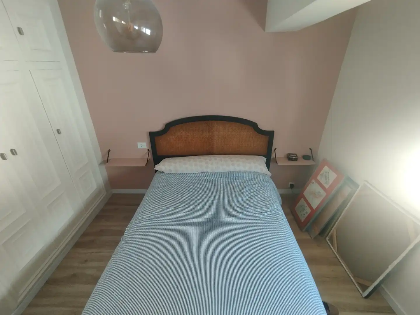 Bedroom of Flat for sale in Viveiro  with Furnished