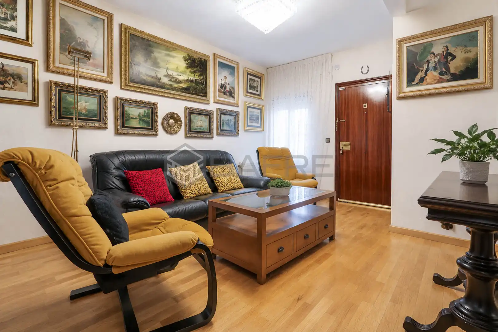 Living room of Flat for sale in Madrid  with Air Conditioner, Parquet flooring and Terrace