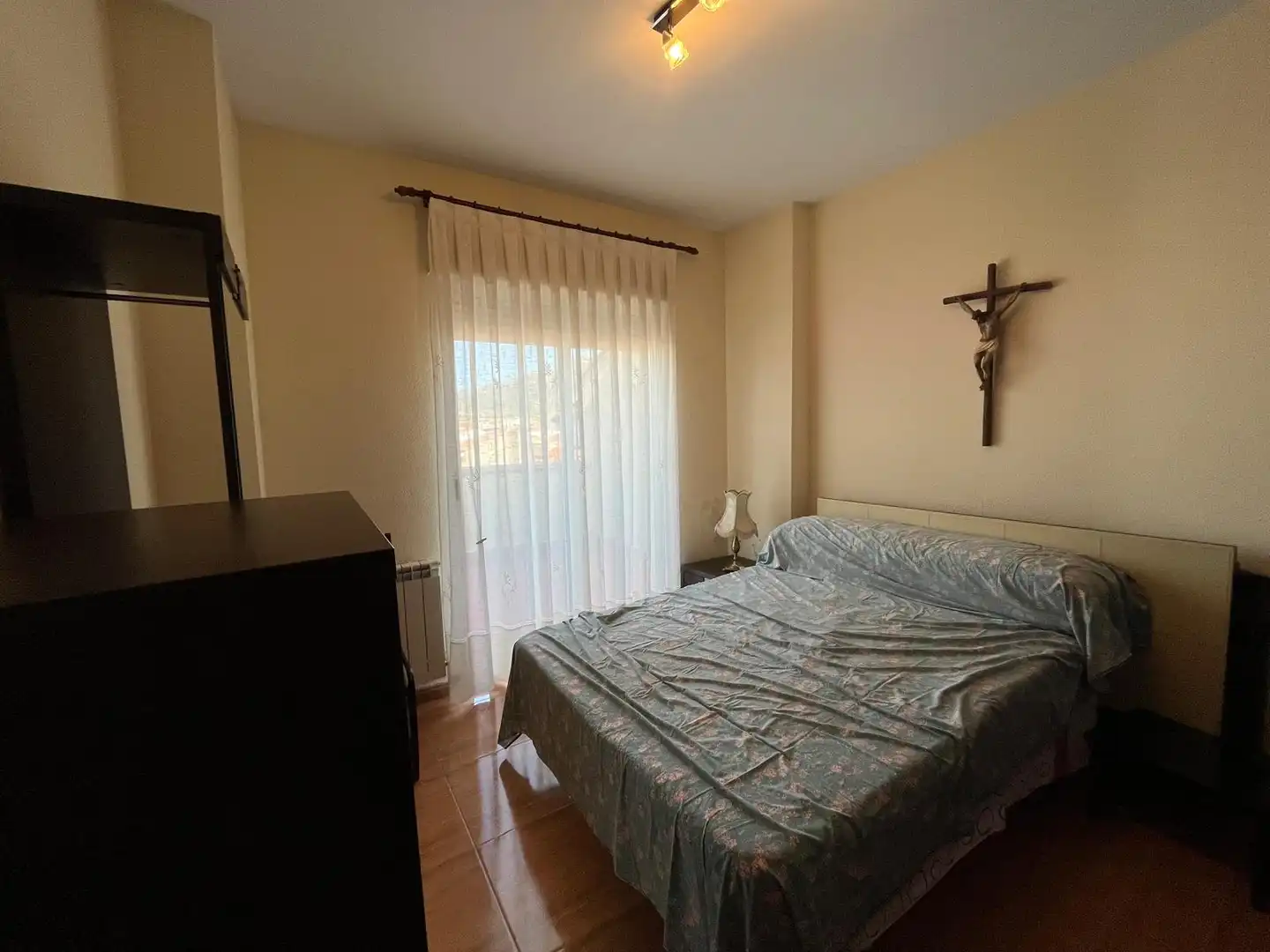 Schlafzimmer von Dachboden zum Verkauf in Villarrubia de los Ojos mit Klimaanlage, Heizung und Terrasse