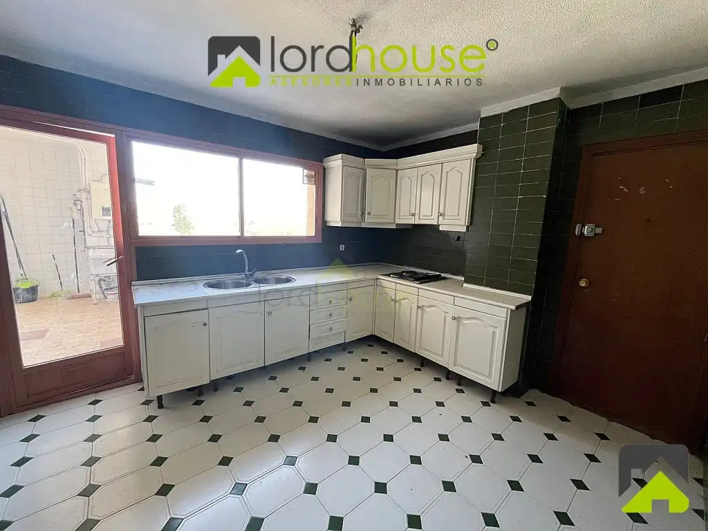 Piso con ascensor en venta en Avenida Juan Carlos I, imagen 18