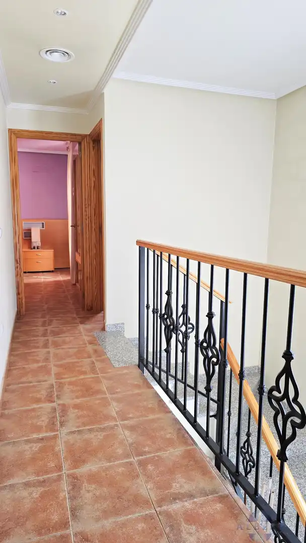 Casa o chalet en venta en Monóvar  / Monòver con Aire acondicionado, Terraza y Trastero