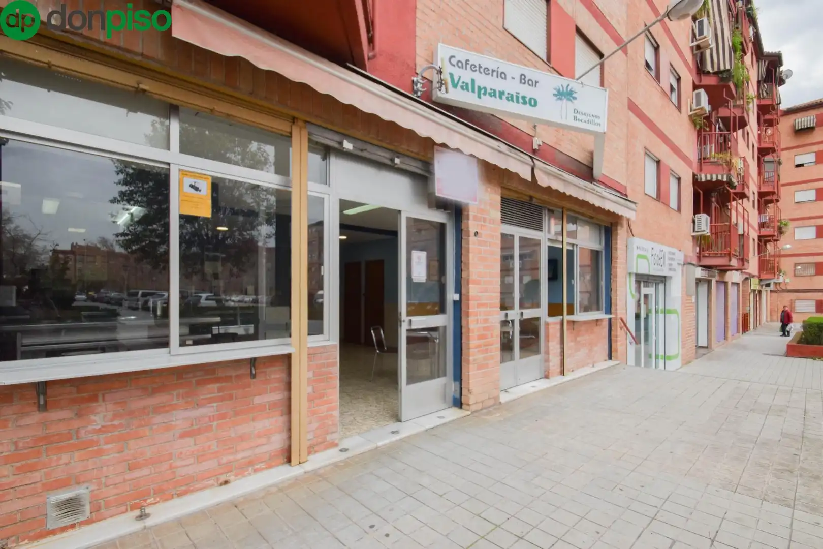 Local comercial en venda a Plaza de Poeta Garcilaso de la Vega, imagen 11
