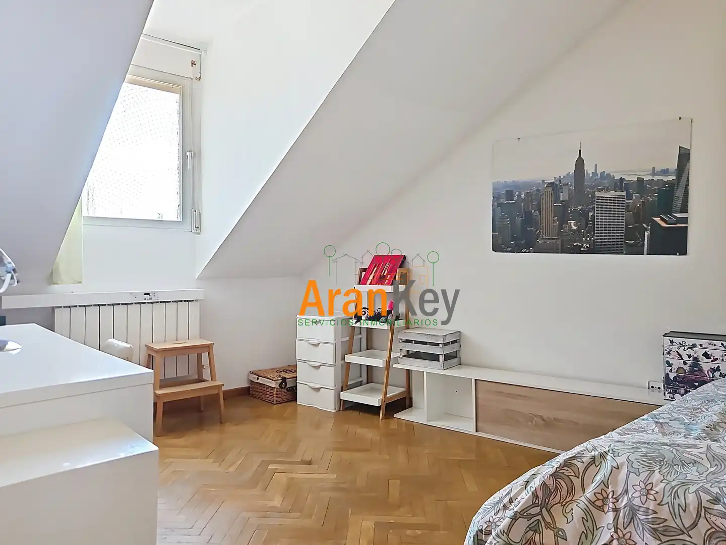Flat for sale in Aranjuez  with Air Conditioner, Heating and Storage room