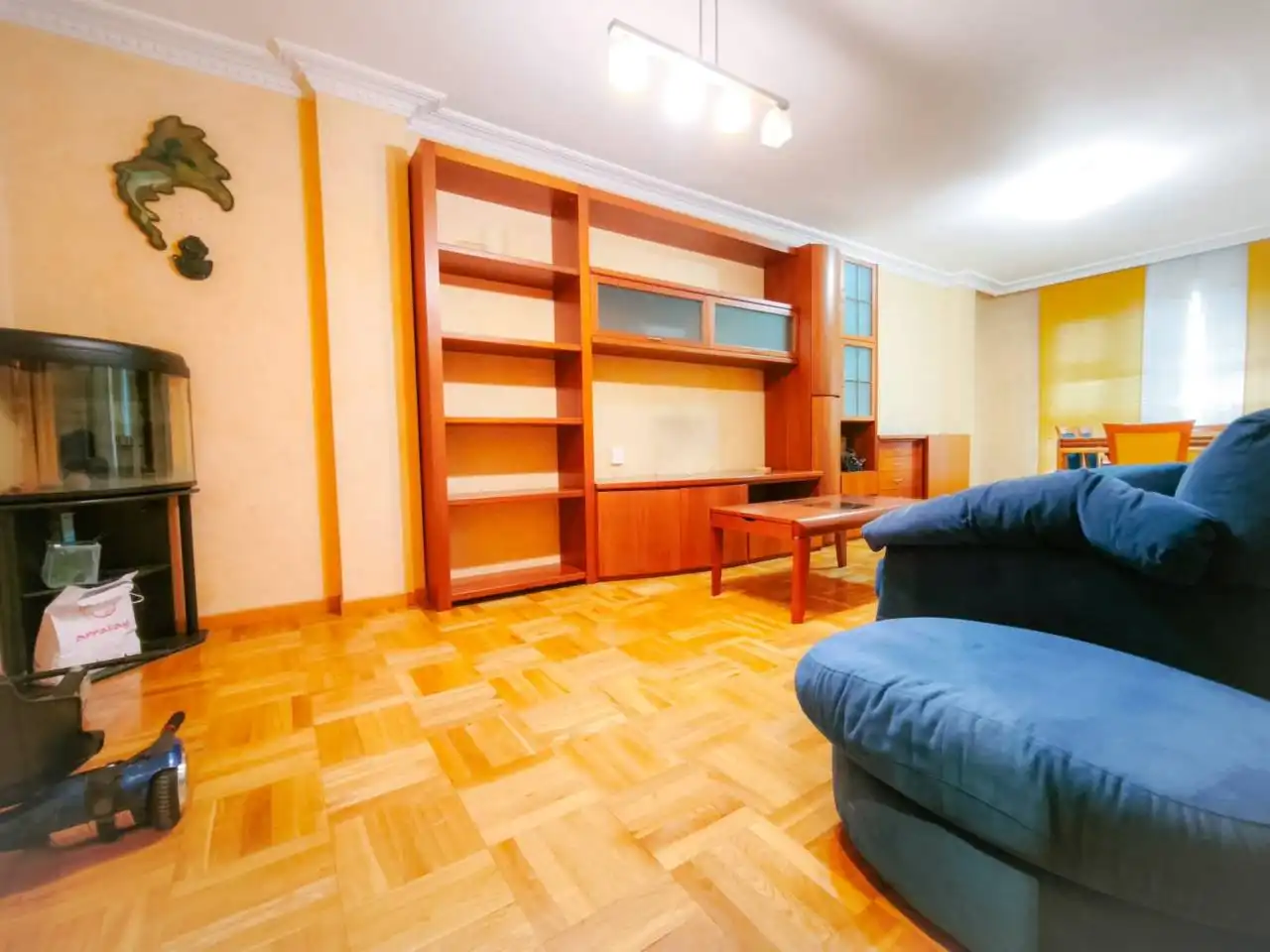 Living room of Flat for sale in Burgos  with Heating, Parquet flooring and Terrace