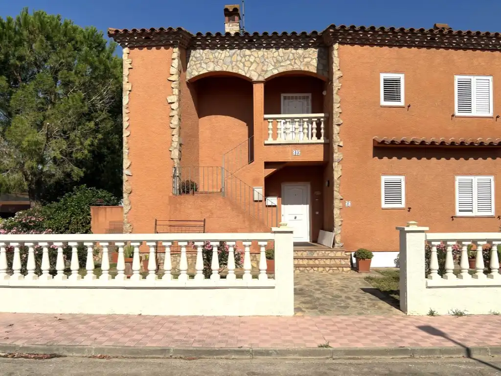 Exterior view of Flat for sale in Torroella de Fluvià  with Air Conditioner