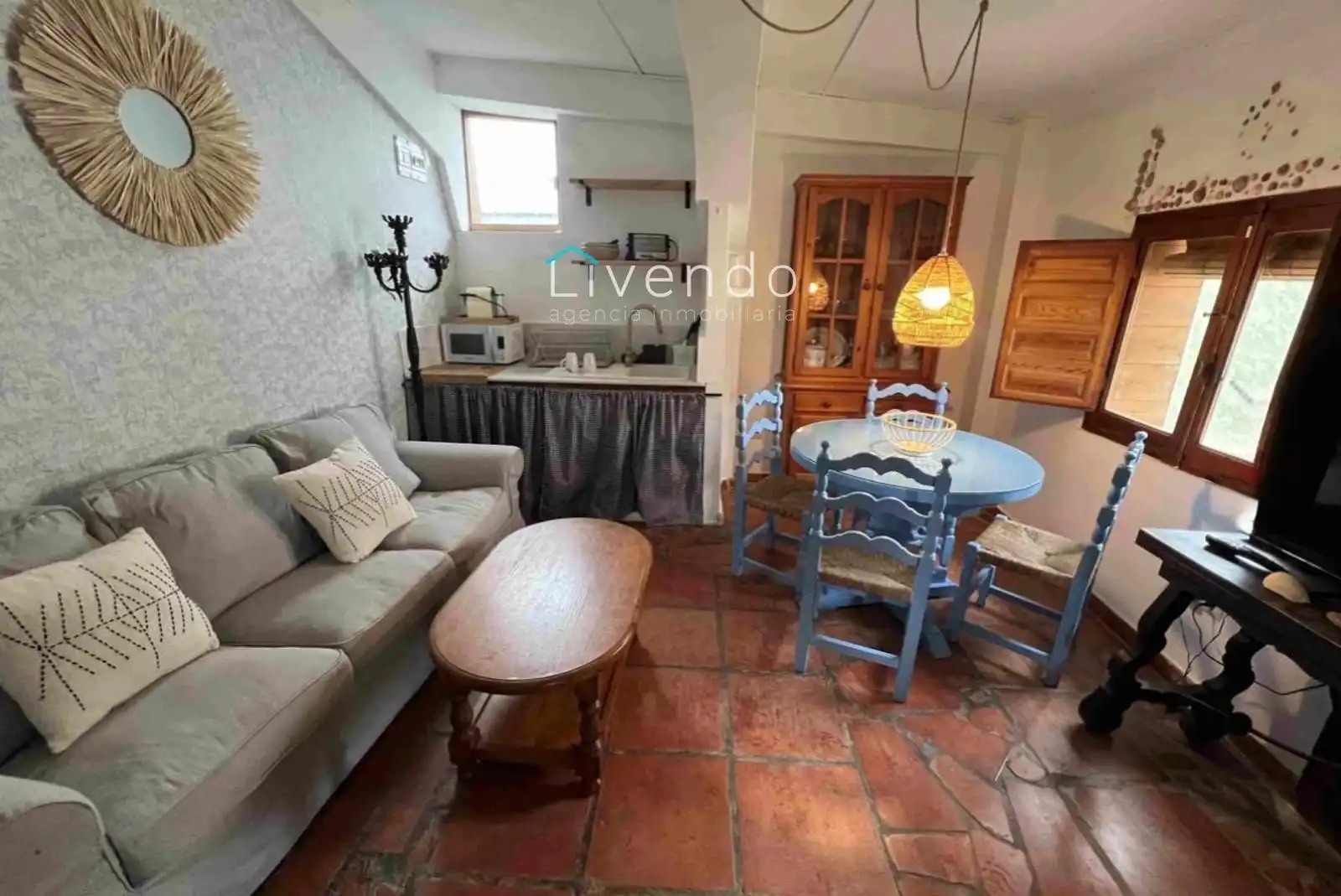 Sala d'estar de Casa o xalet en venda en Vejer de la Frontera amb Aire condicionat i Moblat
