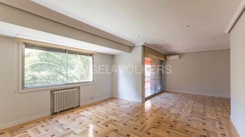 Photo 3 of Apartment to rent in Nueva España, Madrid