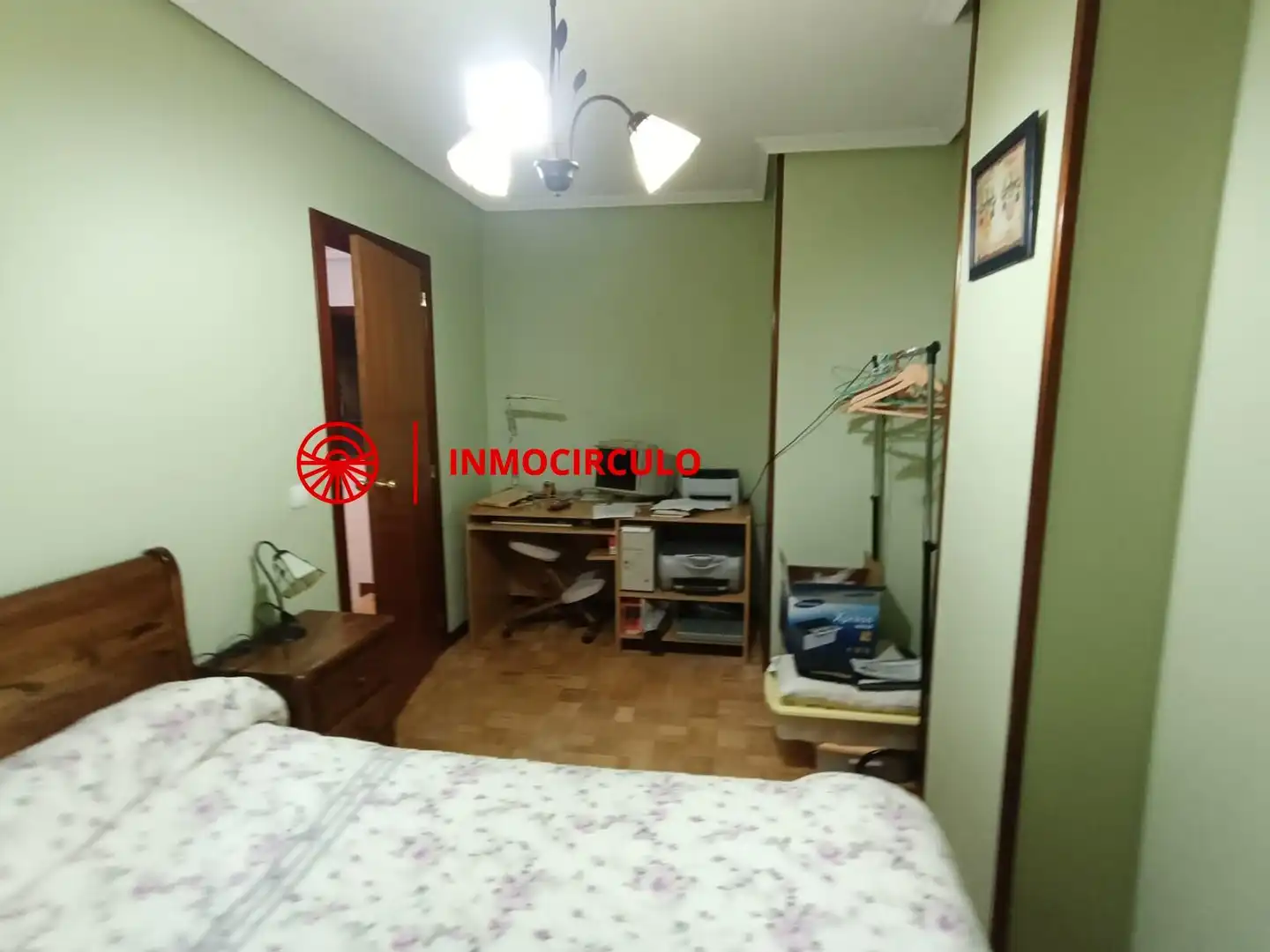 Habitación de Dúplex en venta en Burgos con Terraza