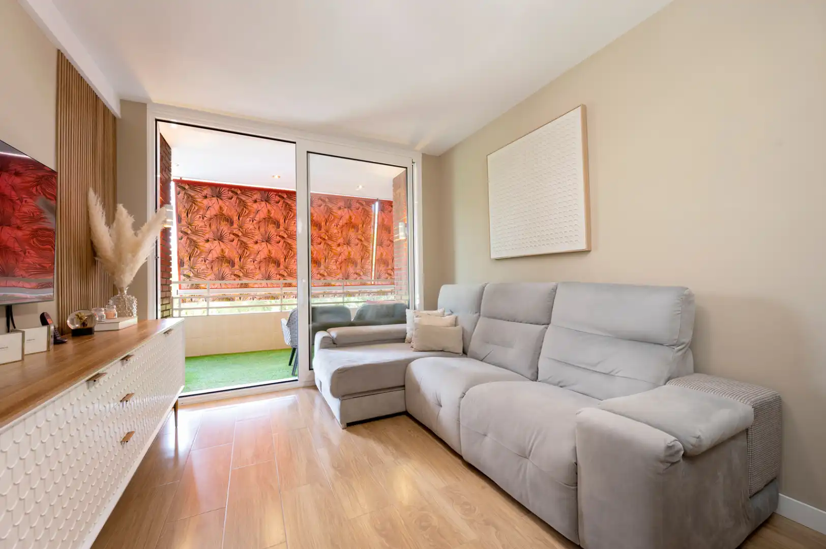 Sala de estar de Piso en venta en Colmenar Viejo con Calefacción, Terraza y Piscina comunitaria