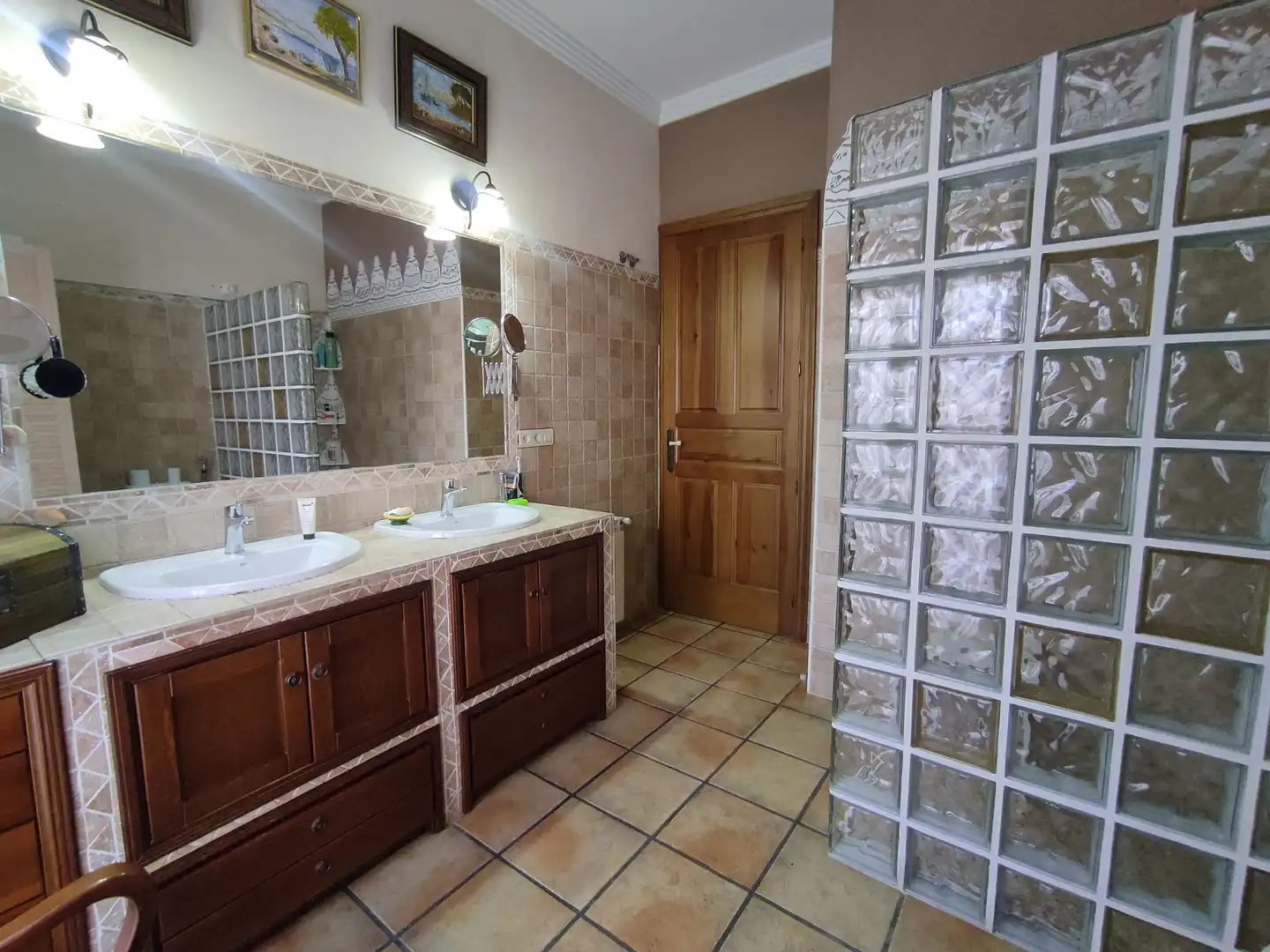 Baño de Casa o chalet en venta en Pedro Muñoz con Aire acondicionado, Calefacción y Jardín privado