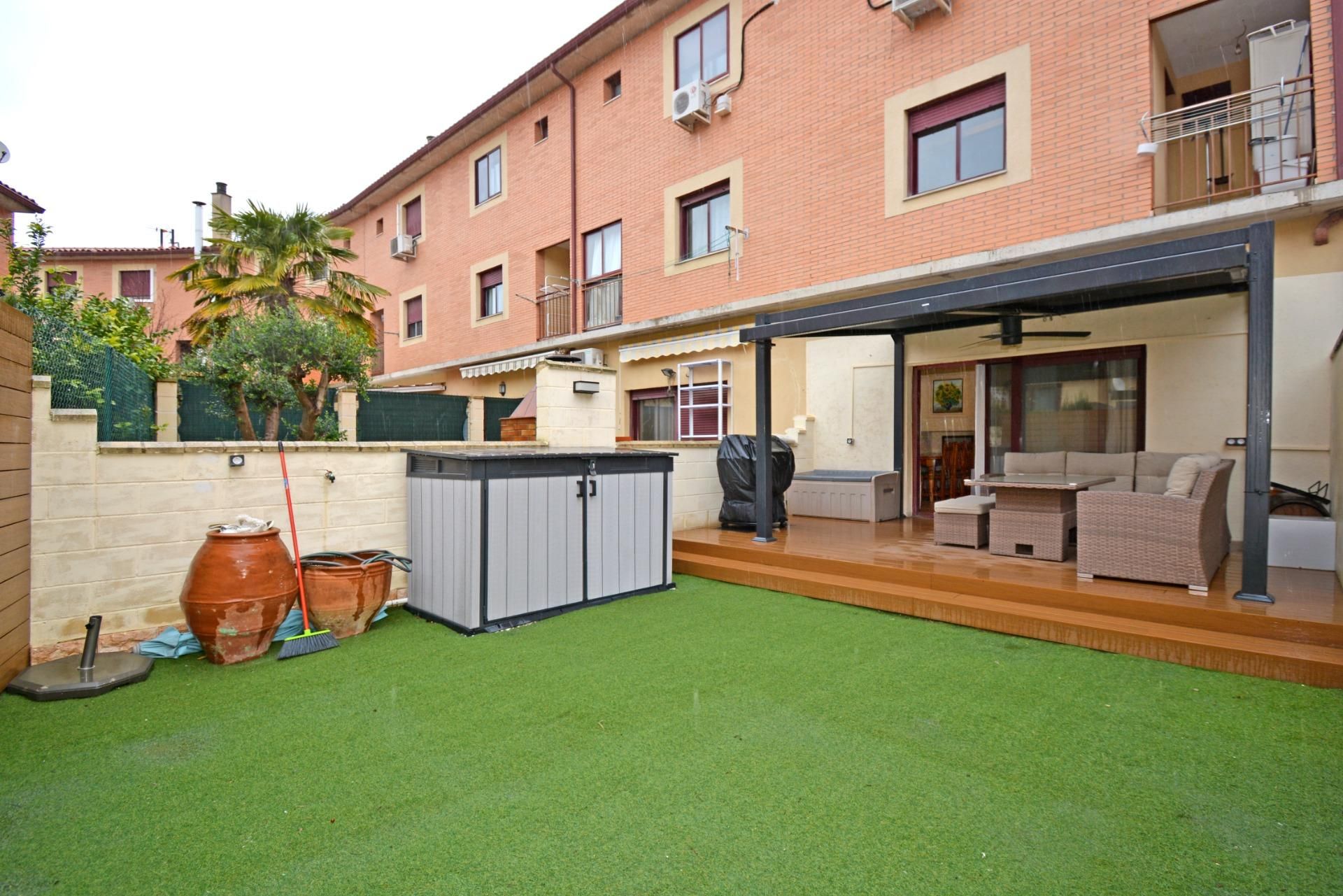 Casa adosada en venda a  FRAY FRANCISCO SOBRECASAS, La Puebla de Alfindén