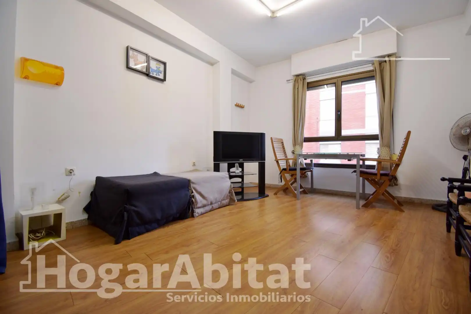 Schlafzimmer von Wohnung zum Verkauf in Oliva mit Klimaanlage, Heizung und Parkett