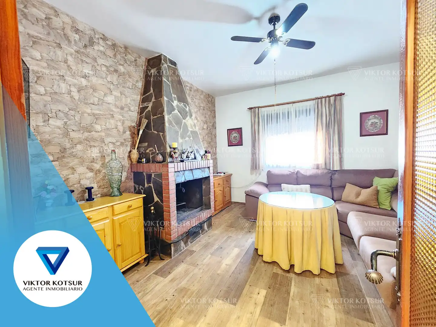 Sala de estar de Finca rústica en venta en Roquetas de Mar con Jardín privado, Terraza y Piscina