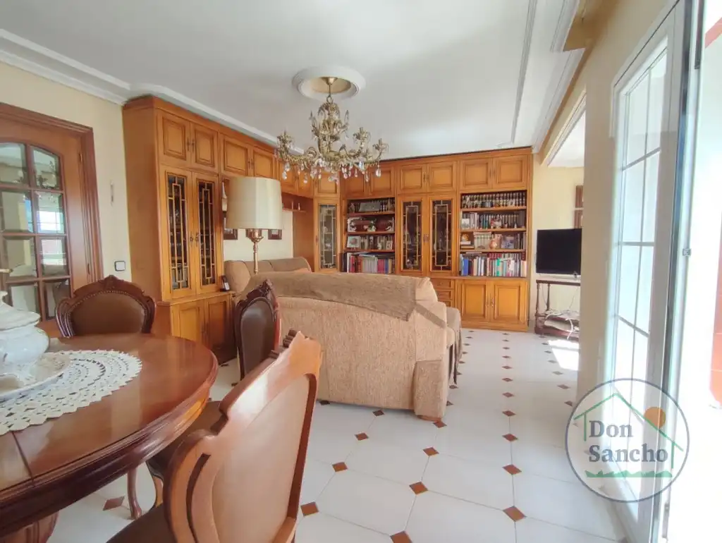 Sala d'estar de Pis en venda en Valladolid amb Aire condicionat, Calefacció i Traster