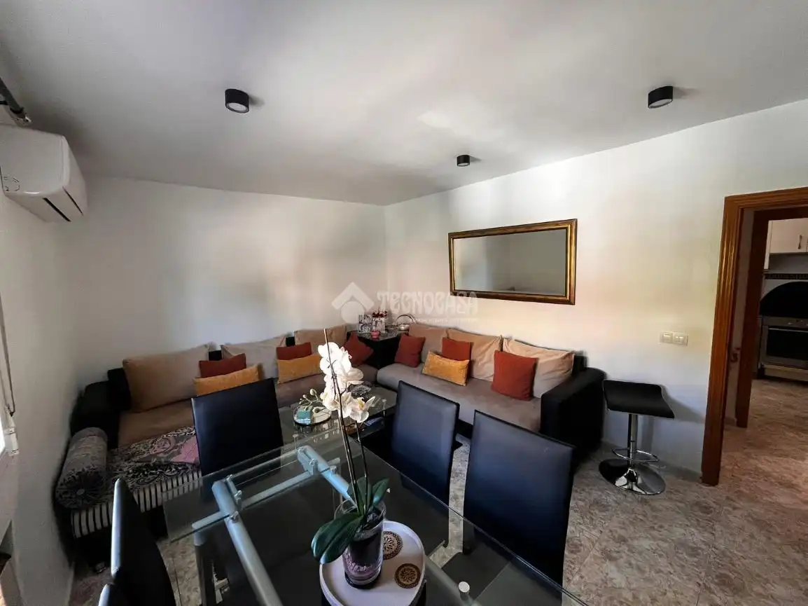 Living room of Flat for sale in Madrid  with Air Conditioner and Heating