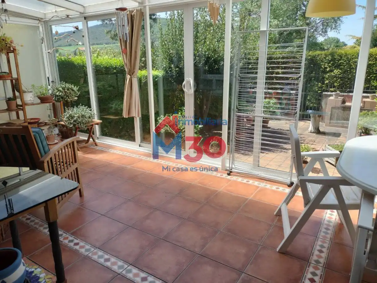 Jardín de Casa o chalet en venta en Miranda de Ebro con Calefacción y Terraza