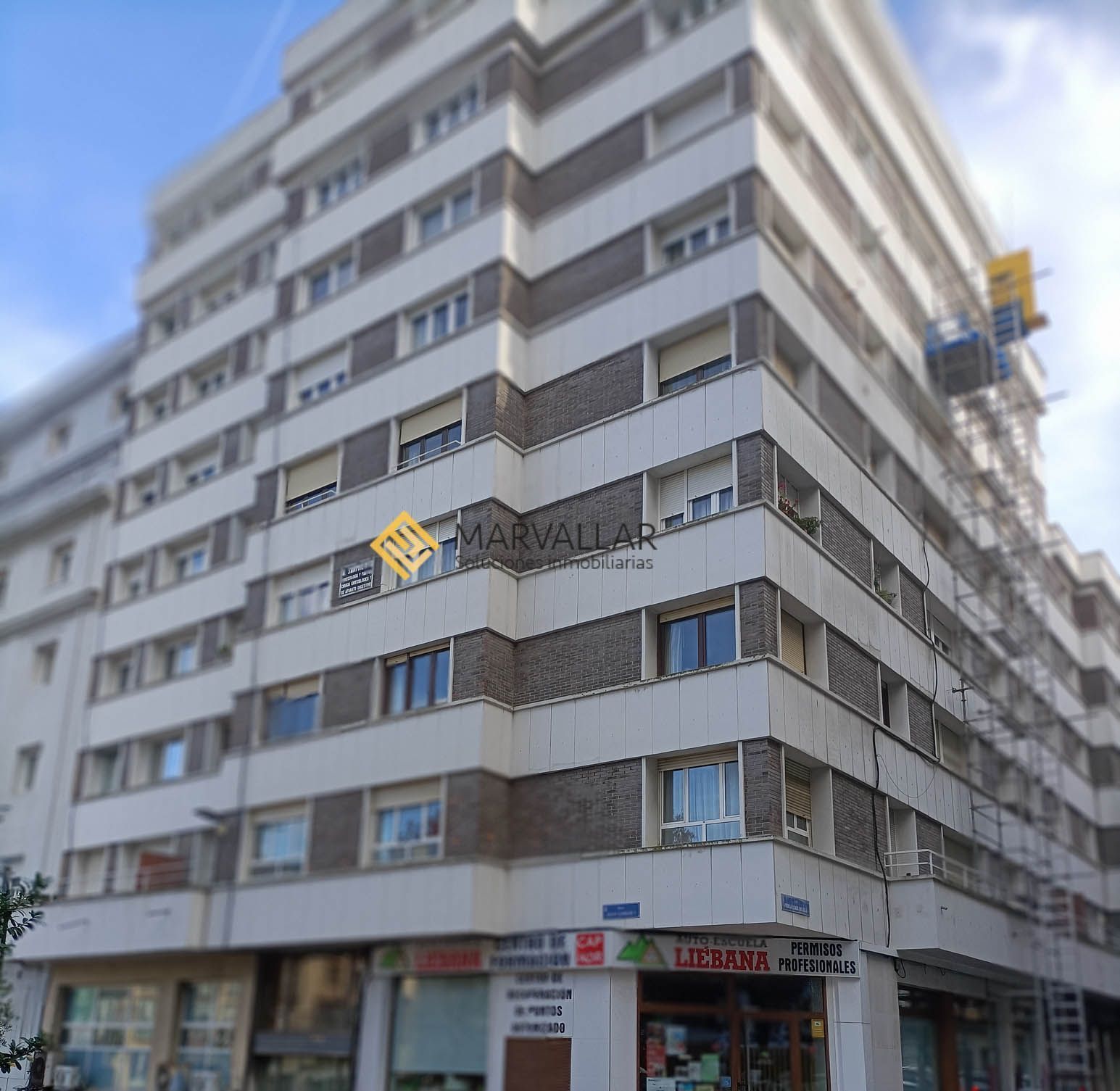 Flat for sale in Numancia - San Fernando