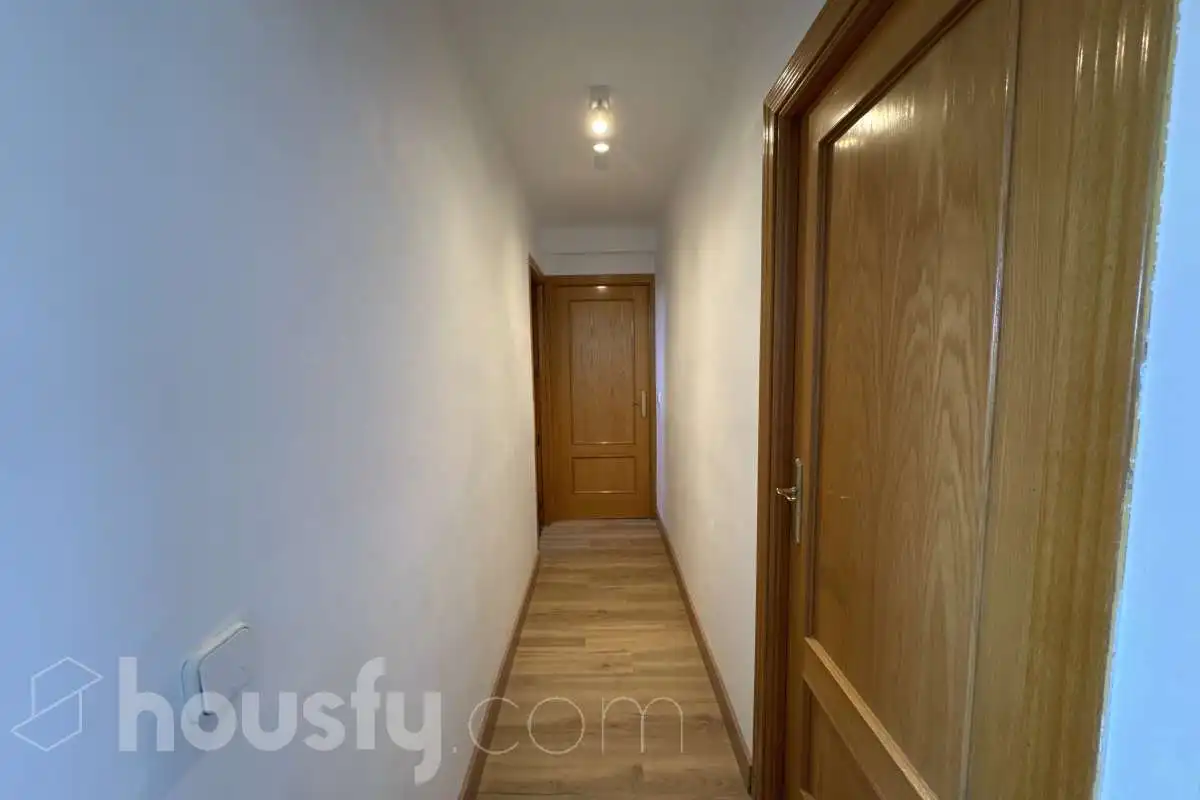 Flat for rent in Madrid  with Air Conditioner, Heating and Parquet flooring