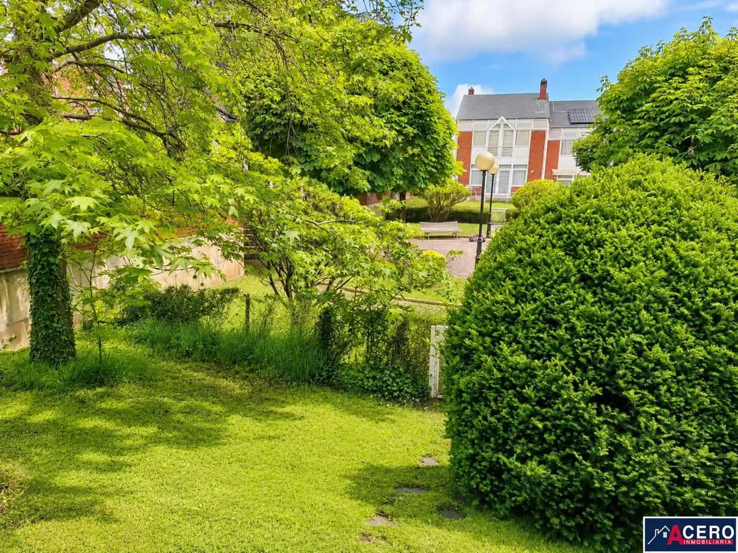 Casa adosada en venta en Camargo