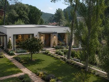 House with pool for sale in Del Xarel·Lo