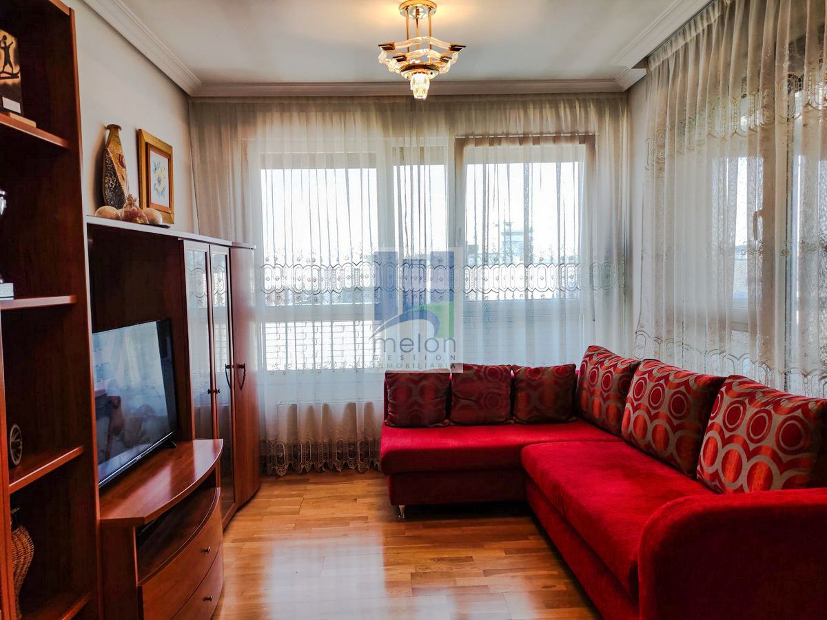 Living room of Flat for sale in Burgos Capital  with Storage room