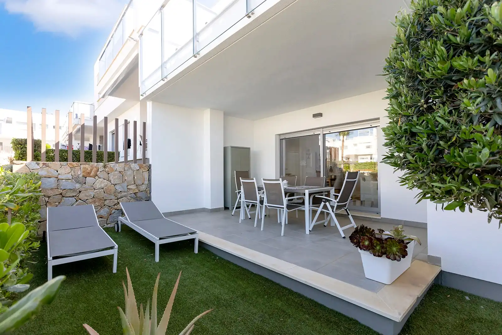 Terraza de Planta baja en venta en Jacarilla con Aire acondicionado, Terraza y Piscina