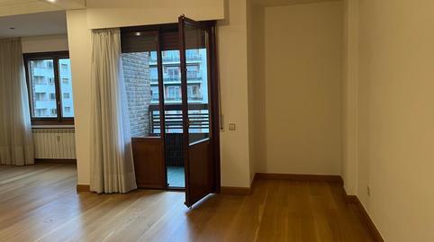 Foto 3 de Pis de lloguer a Avenida Gran Vía Juan Carlos I, Gran Via, La Rioja