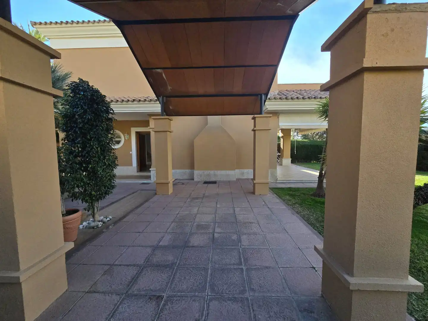Casa adosada en venta en Marbella con Aire acondicionado, Jardín privado y Domótica