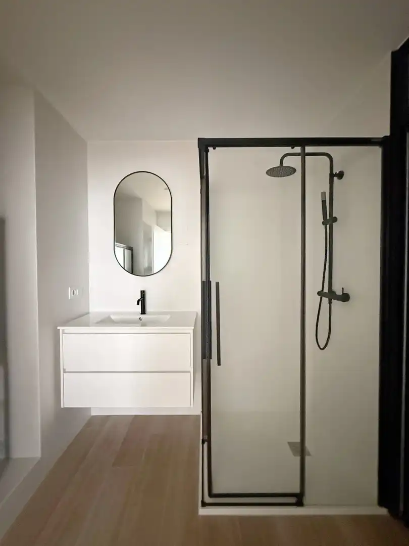 Baño de Loft de alquiler en A Coruña Capital  con Calefacción y Amueblado