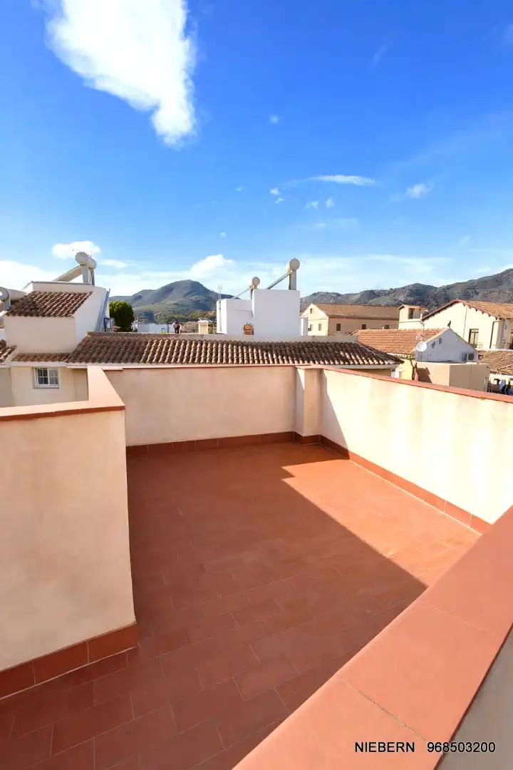 Terrasse von Einfamilien-Reihenhaus zur Miete in La Unión mit Klimaanlage, Terrasse und Möbliert