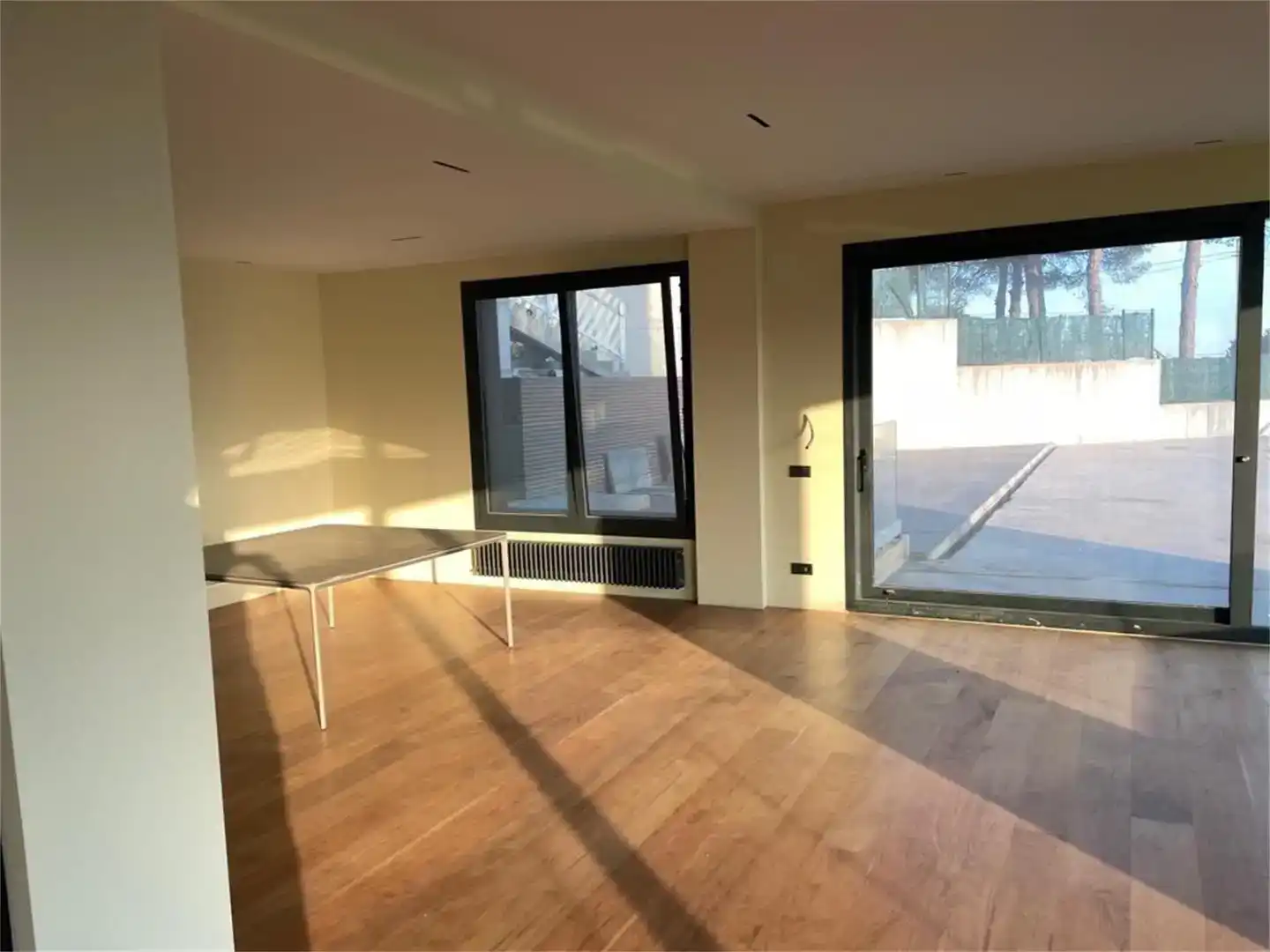 Houses for sale in Alella  with Air Conditioner, Private garden and Parquet flooring