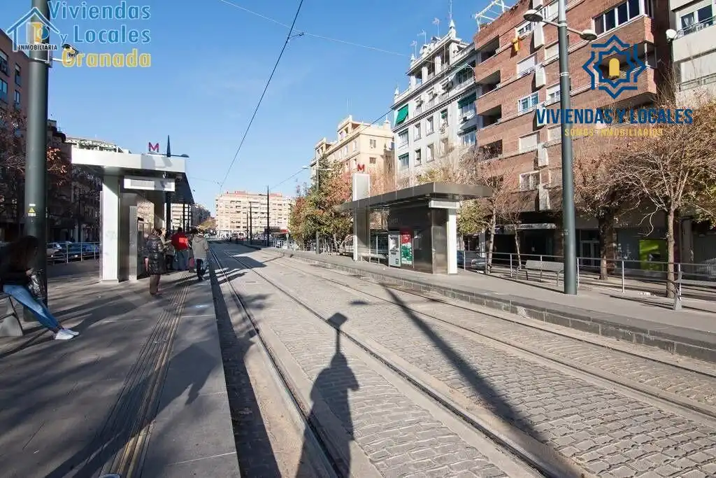 Vista exterior de Piso de alquiler en Granada con Aire acondicionado, Calefacción y Terraza