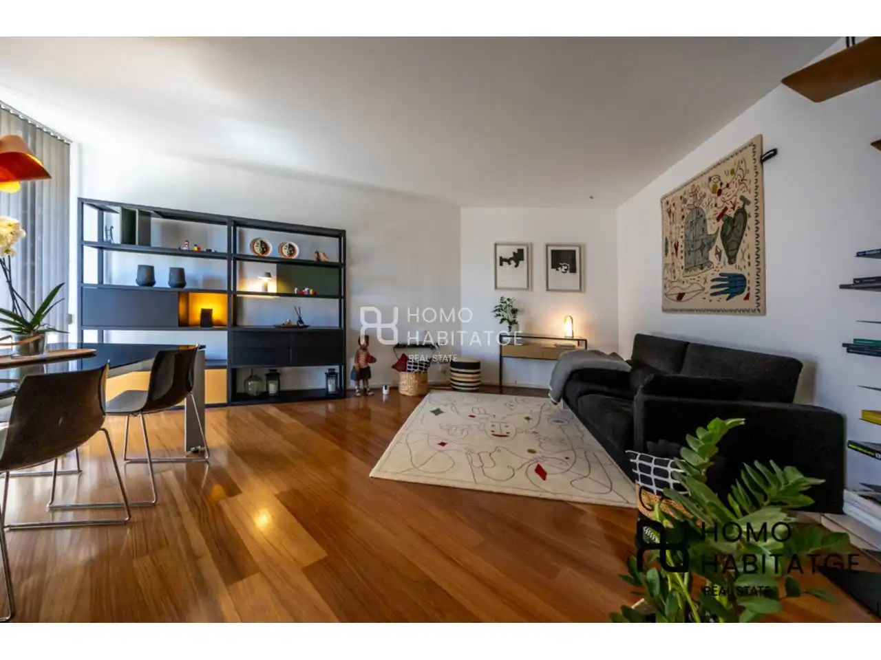 Living room of Flat for sale in Sabadell  with Air Conditioner, Heating and Balcony