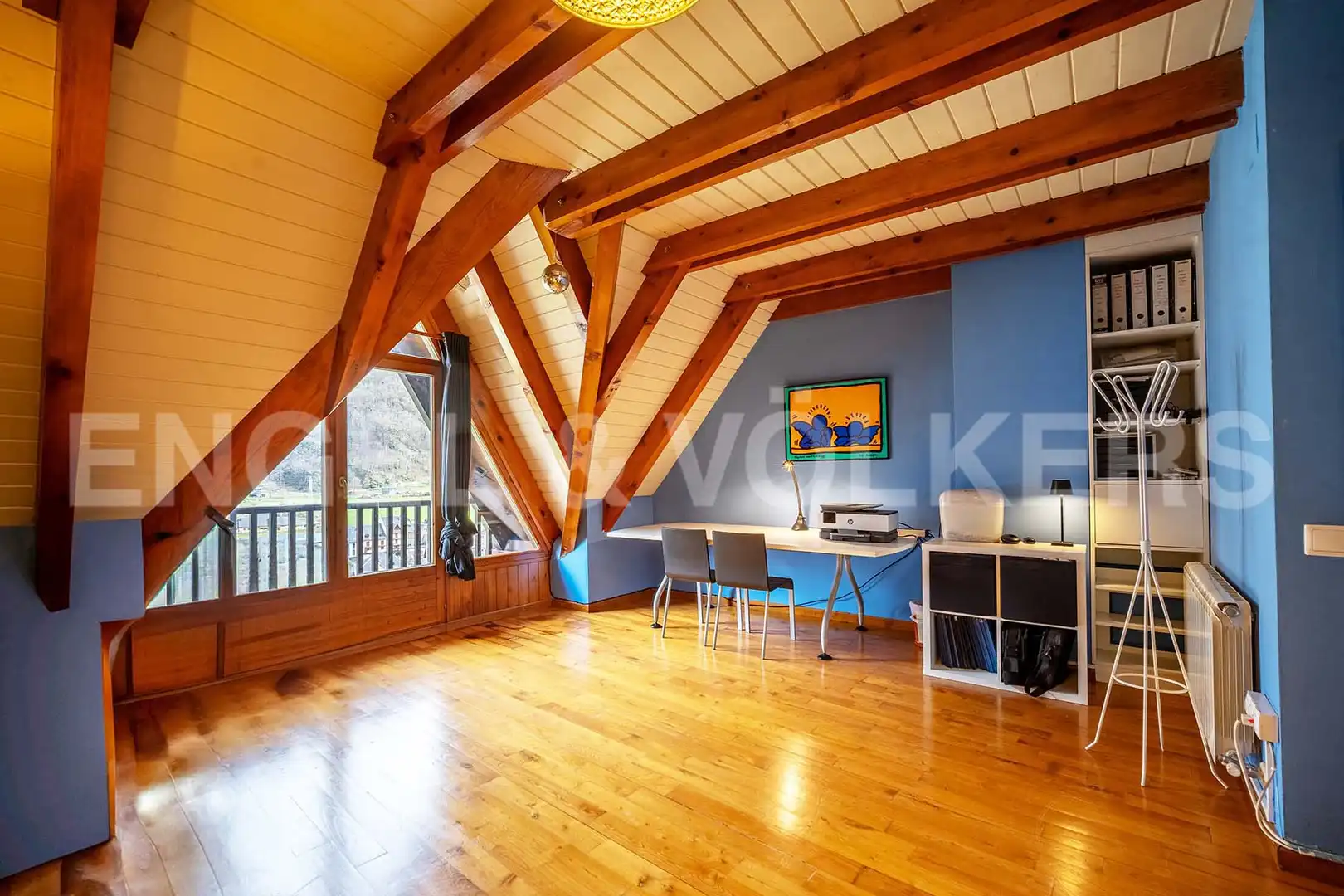 Sala d'estar de Casa adosada en venda en Bossòst amb Calefacció, Parquet i Terrassa