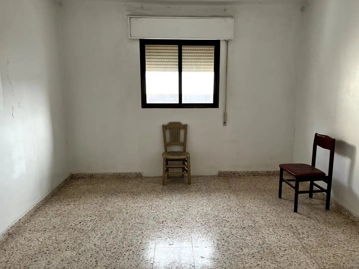Sala d'estar de Casa o xalet en venda en Vélez de Benaudalla amb Jardí privat i Moblat