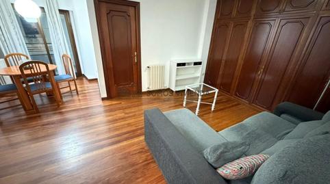 Foto 2 de Apartament de lloguer a Centro, Ourense