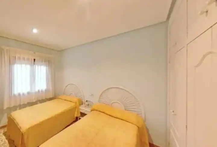 Habitación de Casa o chalet en venta en Elche / Elx con Jardín privado