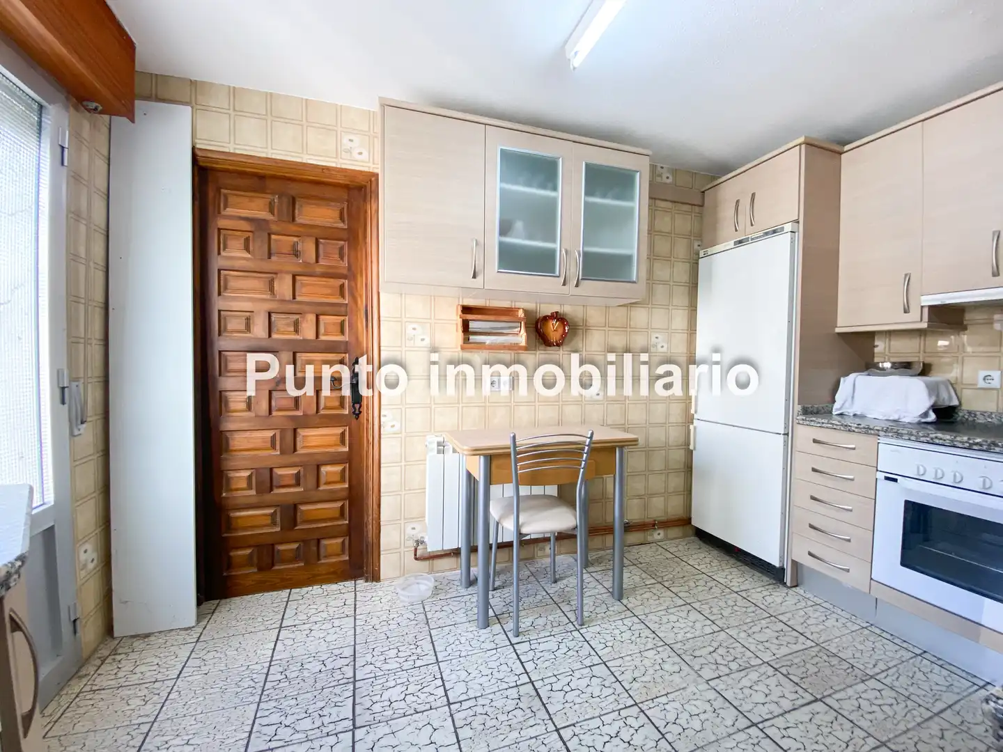 Cocina de Casa adosada en venta en Tudela de Duero con Calefacción, Jardín privado y Terraza
