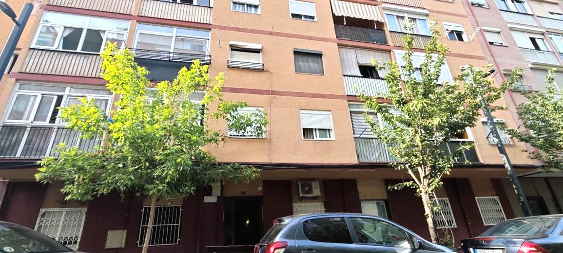 Vista exterior de Apartamento en venta en Ripollet
