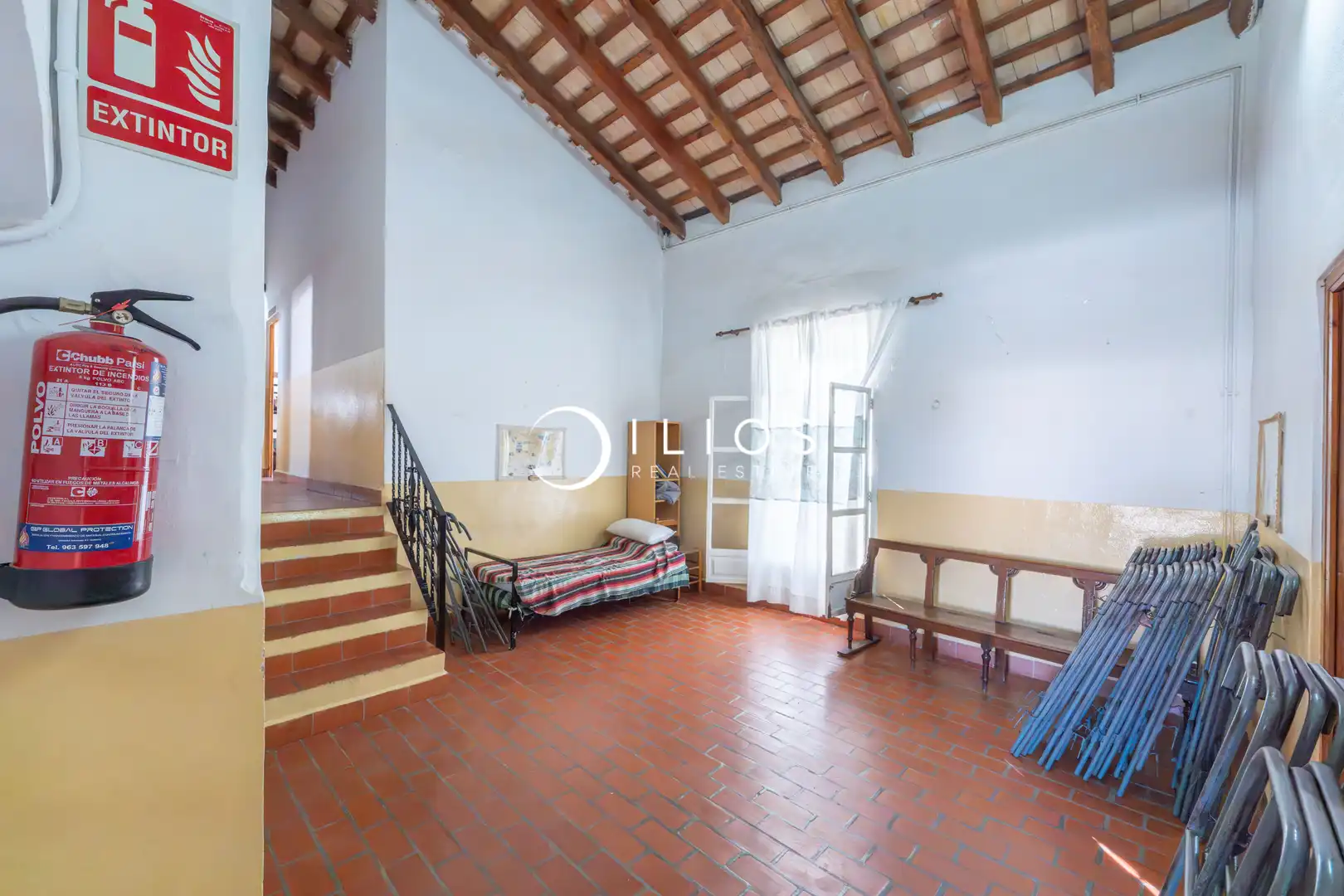 Edificio en venta en Olocau con Piscina comunitaria