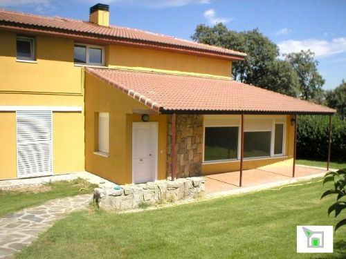 Vista exterior de Casa o xalet de lloguer en La Moraleja amb Calefacció, Terrassa i Forn