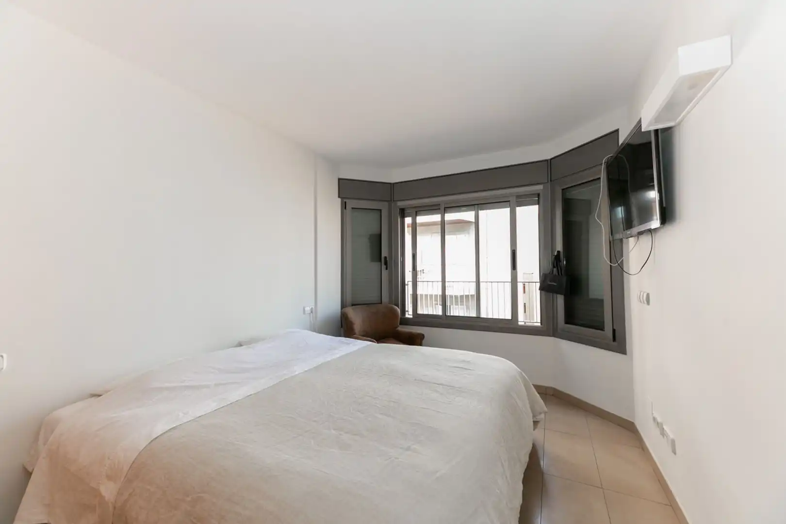 Appartement compact avec ascenseur à louer à Centre, imagen 12