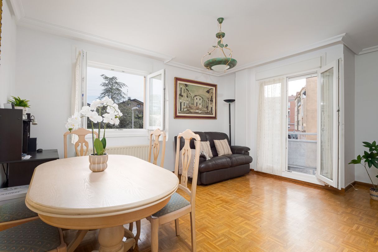Dining room of Flat for sale in Donostia - San Sebastián   with Heating and Storage room