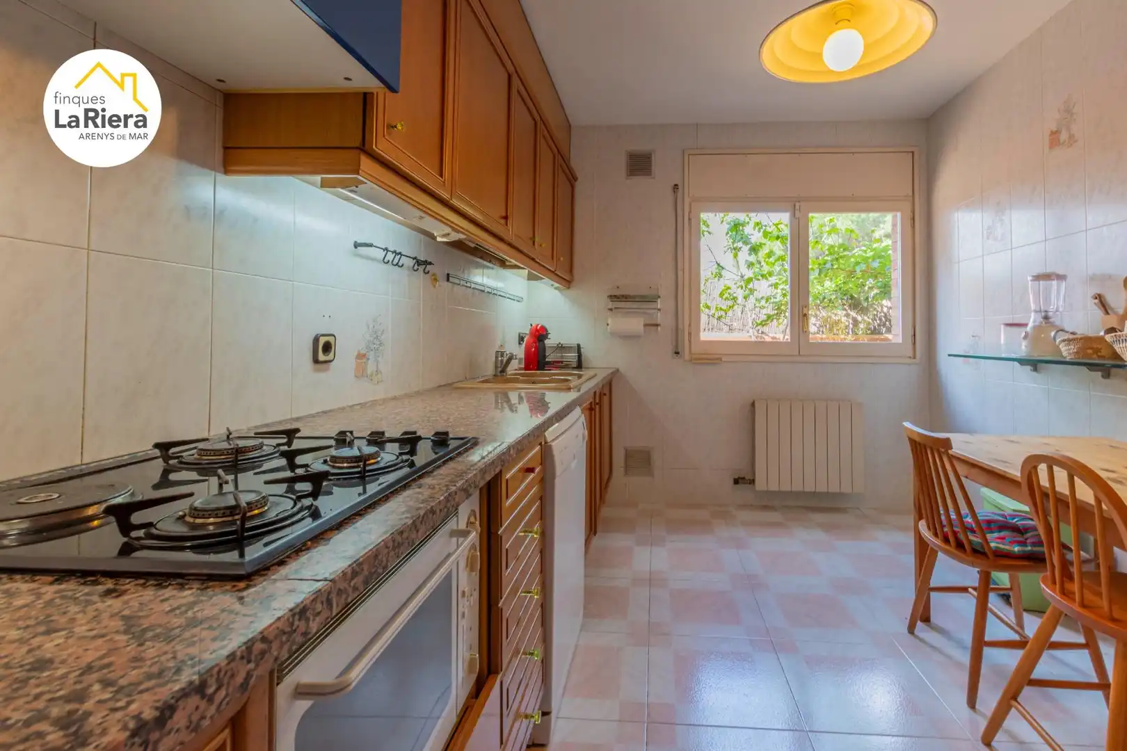 Küche von Haus oder Chalet zum Verkauf in Arenys de Munt mit Heizung, Privatgarten und Schwimmbad