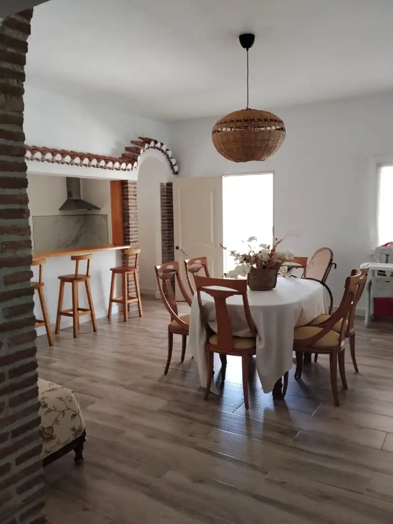 Comedor de Casa o chalet de alquiler en Vélez de Benaudalla con Aire acondicionado, Jardín privado y Terraza