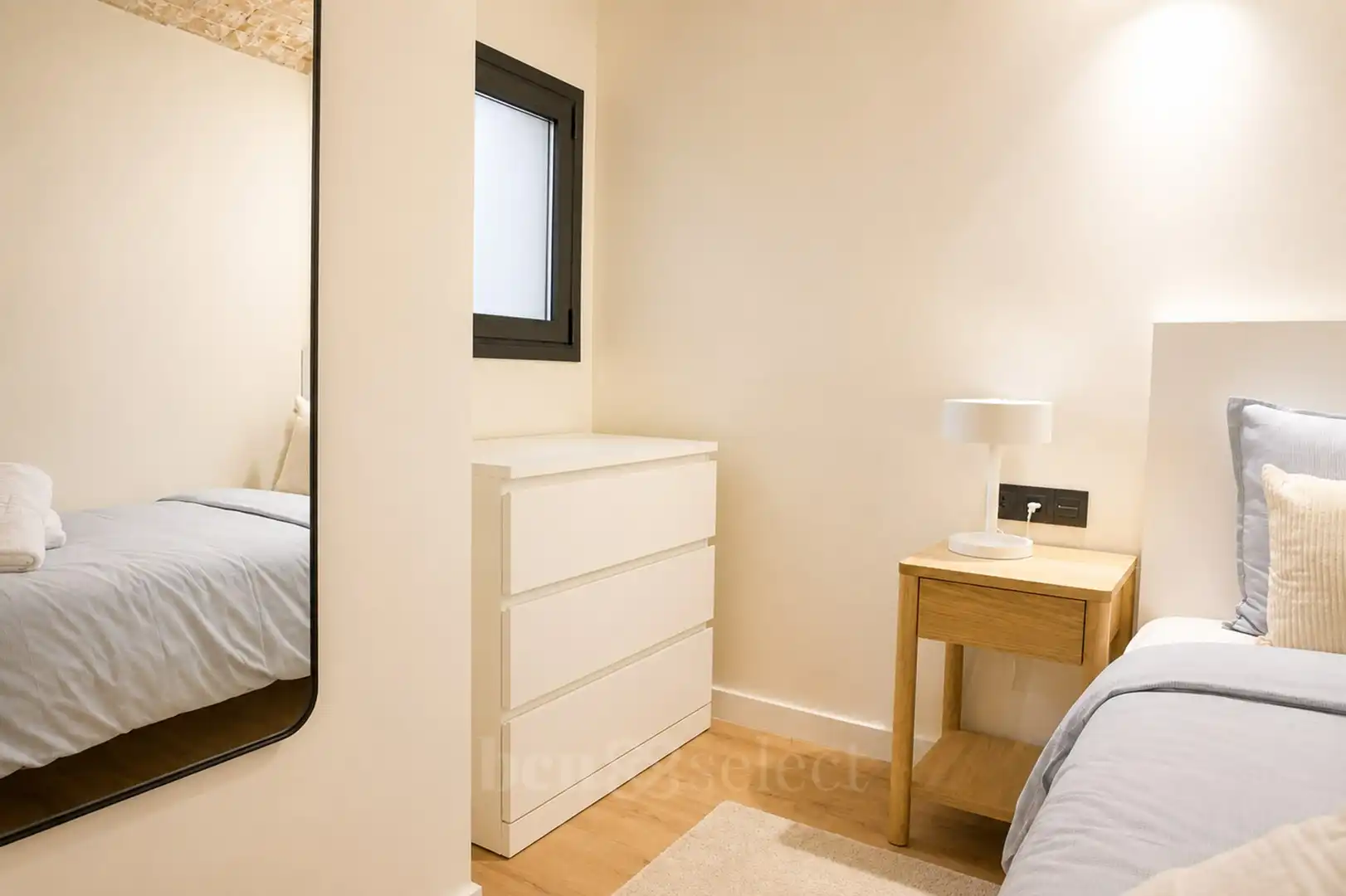 Bedroom of Duplexes for sale in Barcelona  with Air Conditioner, Heating and Private garden