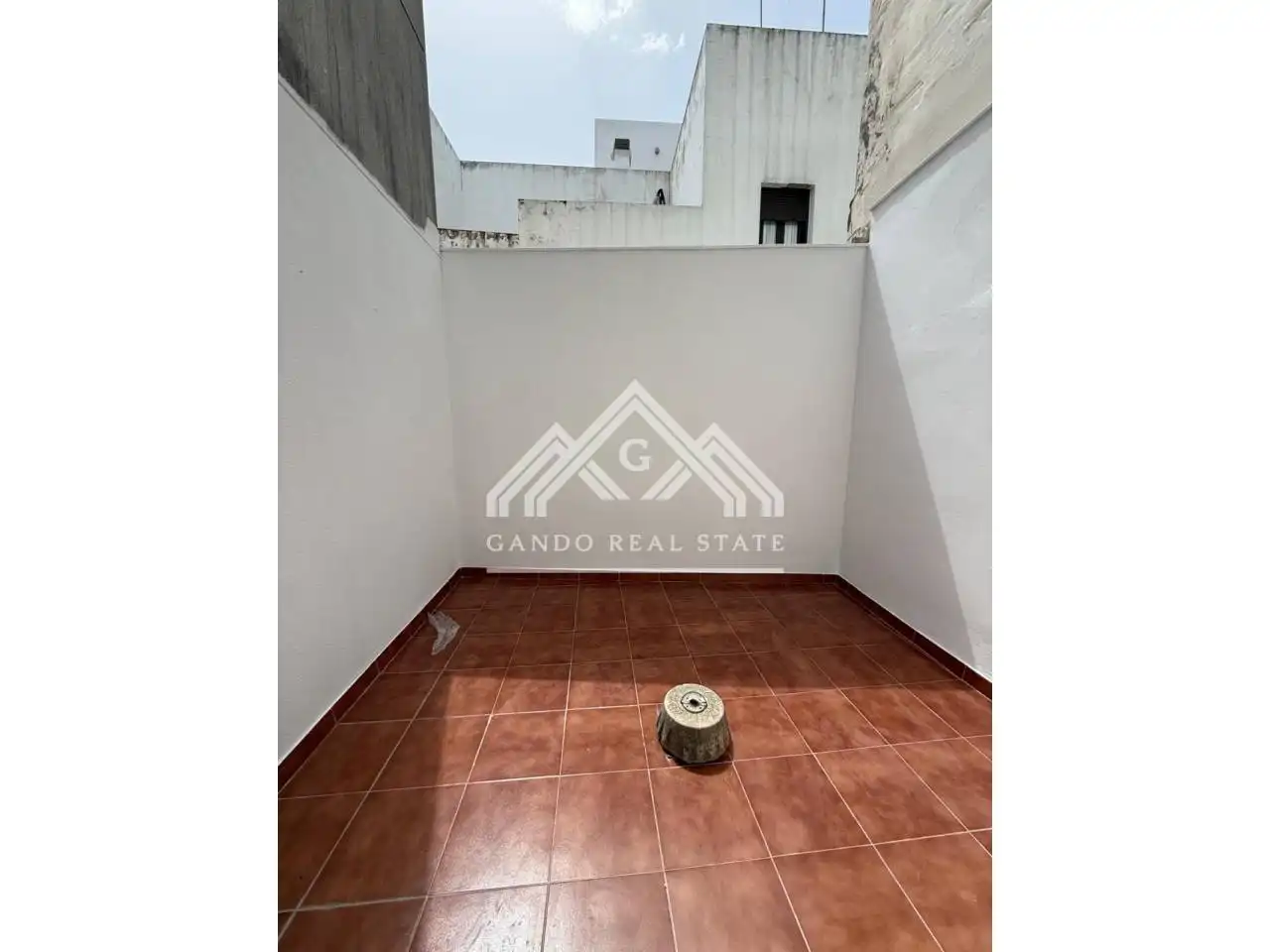 Vista exterior de Piso en venta en Utrera con Trastero y Balcón